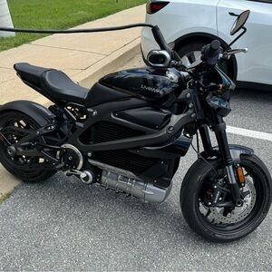 Meet your Posher, Cory